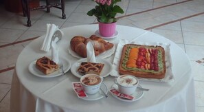 Khu ẩm thực ngoài trời