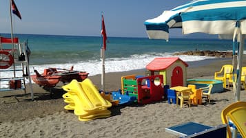 Spiaggia privata nelle vicinanze, un bar sulla spiaggia