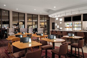 Breakfast and dinner served - Courtyard Flagstaff (Flagstaff)