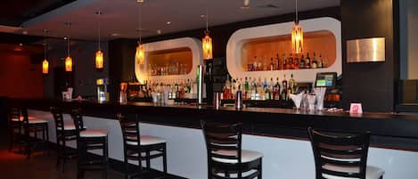 3 bars/lounges, poolside bar