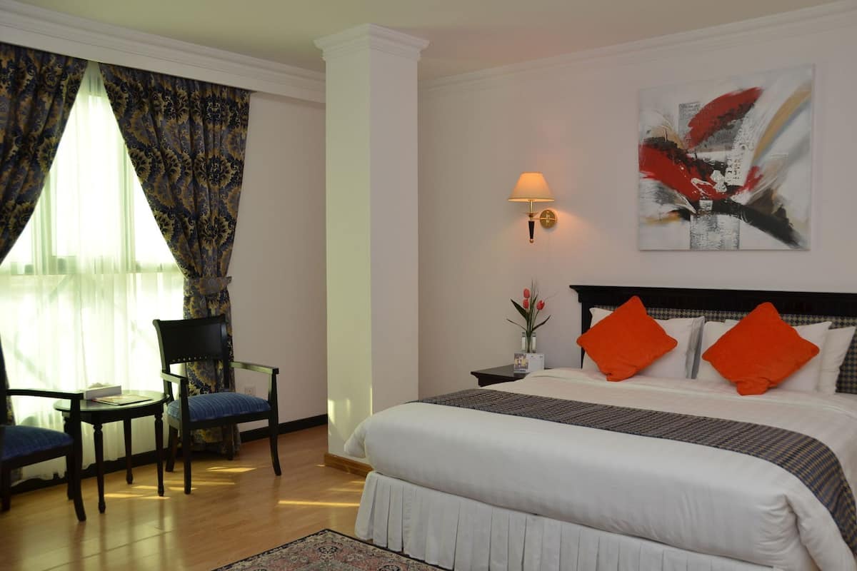 Minibar, in-room safe, iron/ironing board, rollaway beds