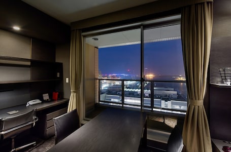 Premium Exective Suite Room 2beds - Non-Smoking | View from room. Sotetsu Grand Fresa Tokyo - Bay Ariake