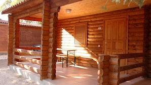 Bungalow, 3 soverom | Barnesenger og ekstrasenger (mot et tillegg)