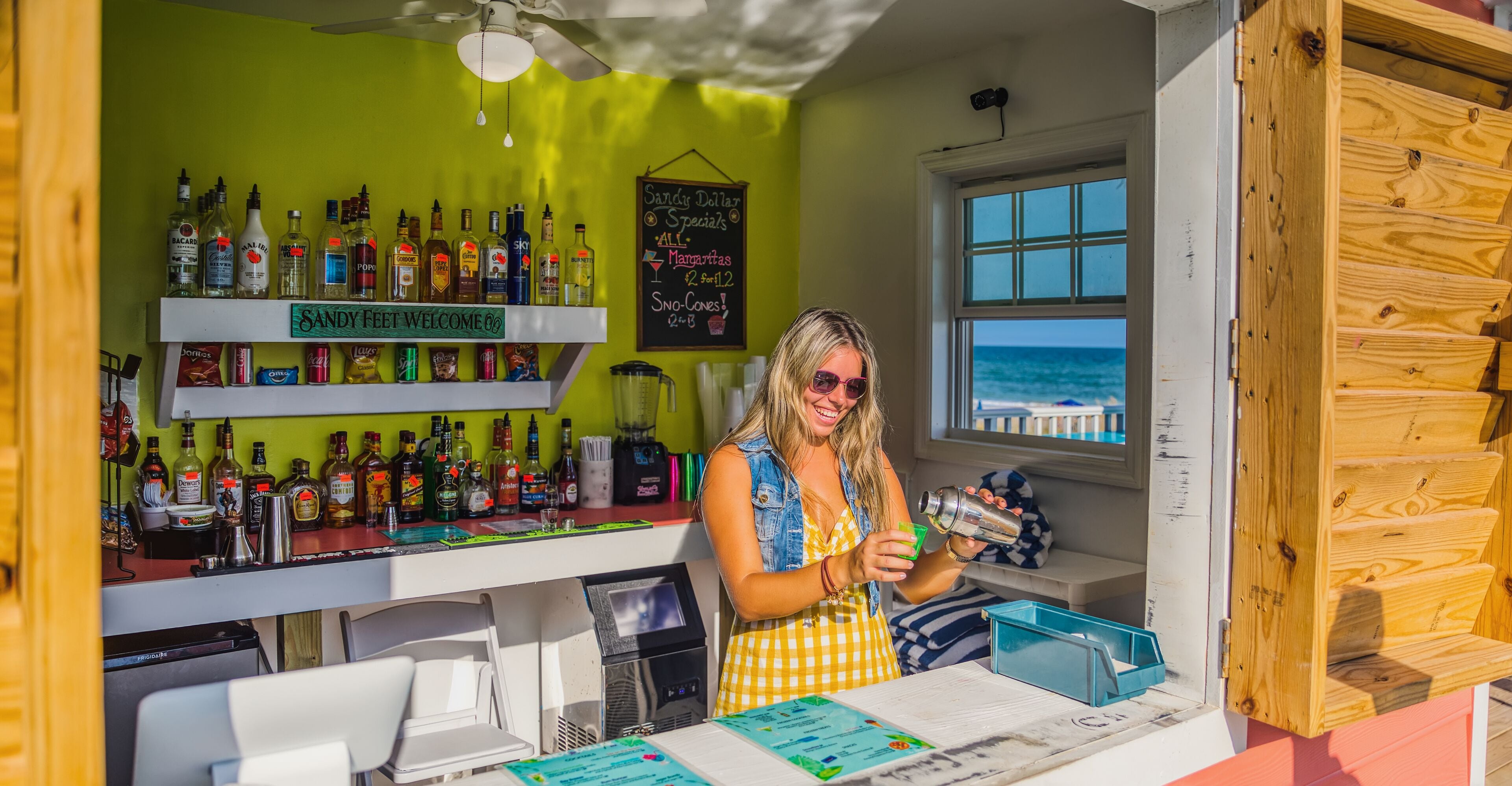 إطلالات على حمام السباحة، مفتوح خلال أيام محددة