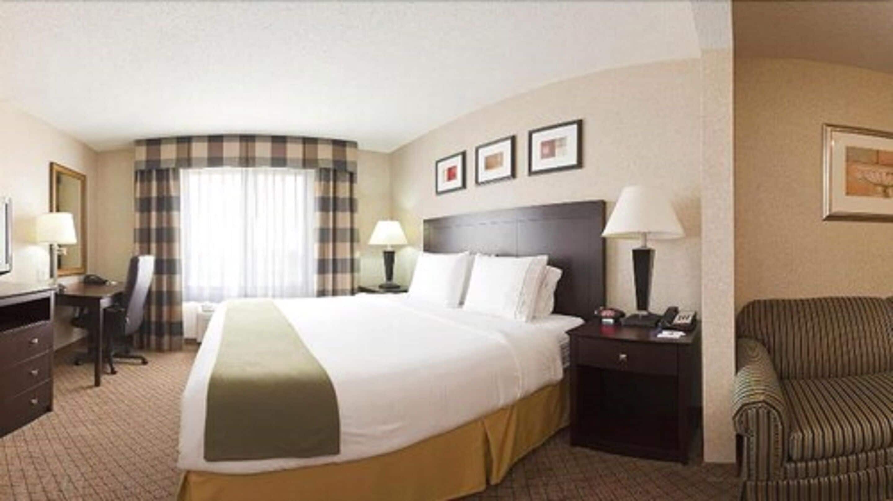 Pillow-top beds, in-room safe, desk, laptop workspace