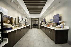 Desayuno bufé gratuito