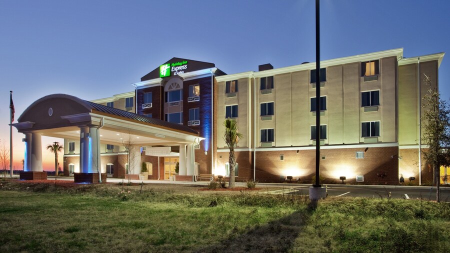 Holiday Inn Express and Suites Moultrie by IHG