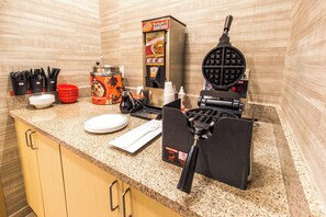 Free daily continental breakfast