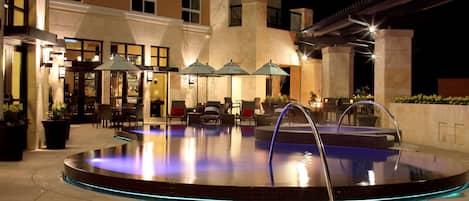 Piscine extérieure