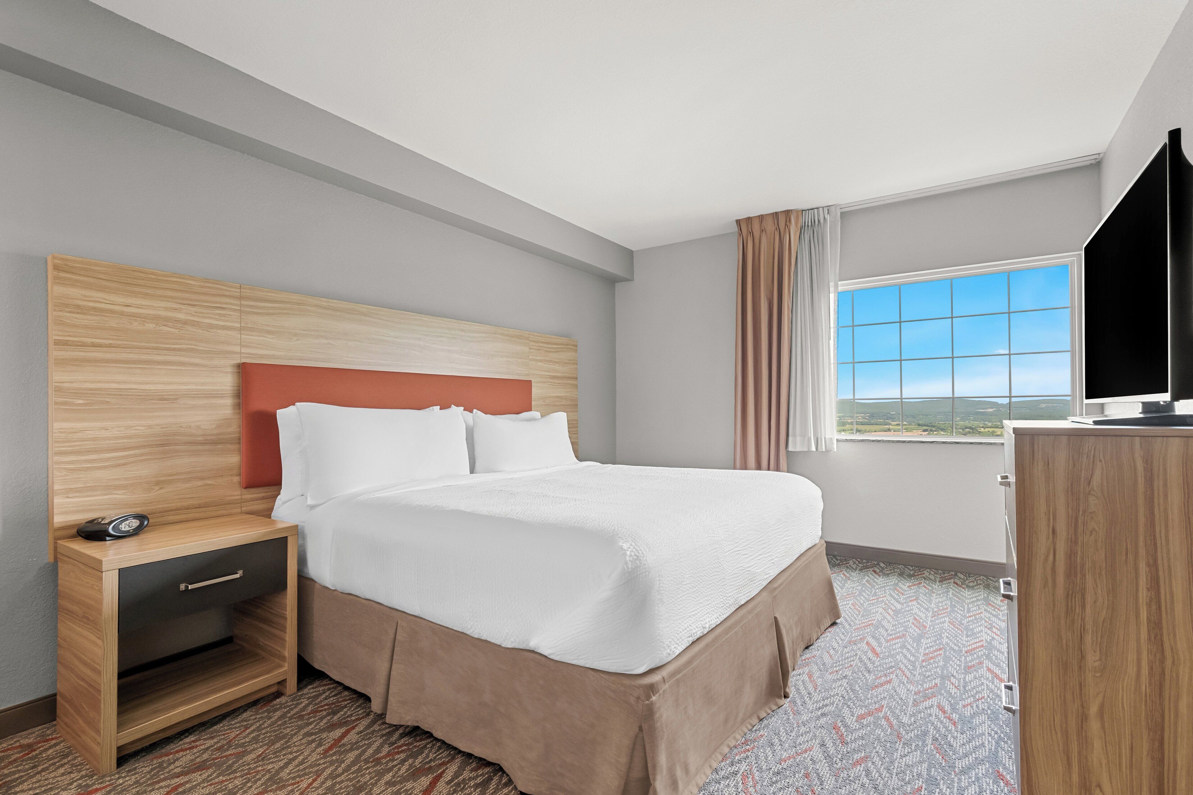 1 bedroom, in-room safe, free wifi, bed sheets