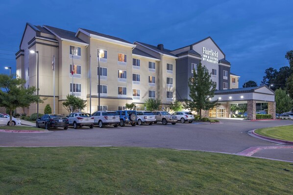 Exterior - Fairfield Inn & Suites by Marriott Texarkana (Texarkana)
