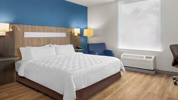 Habitación estándar, 1 cama King size | Ropa de cama de alta calidad y caja de seguridad en la habitación
