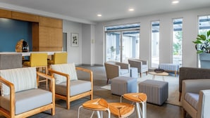 Exterior - Holiday Inn Express San Jose Forum by IHG (Pozos)
