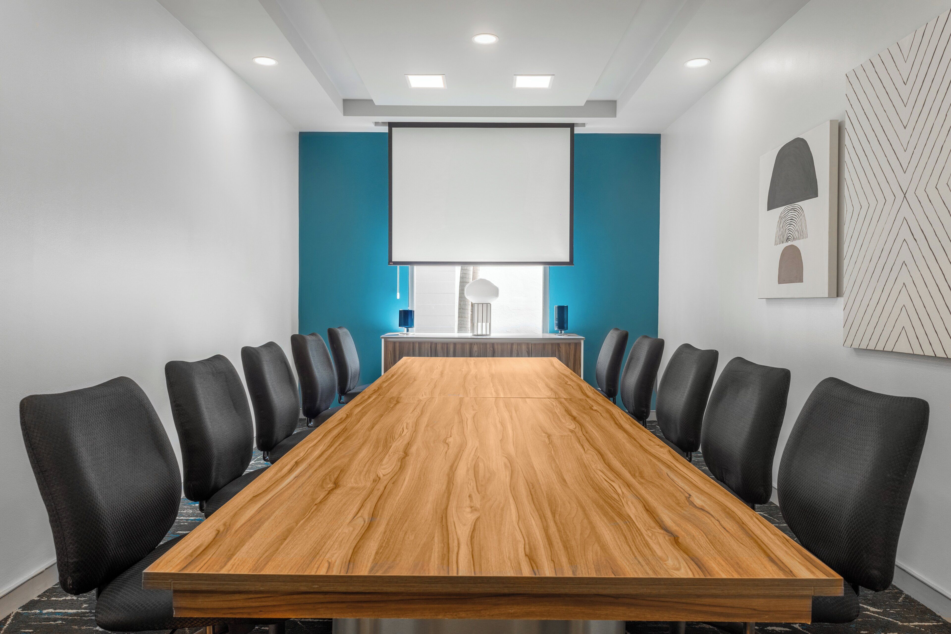 Photo - Holiday Inn Express San Jose Forum by IHG