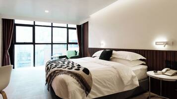 Minibar, in-room safe, desk, rollaway beds