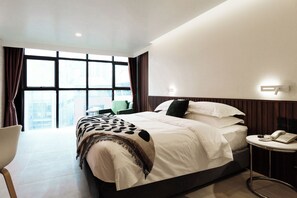 Minibar, in-room safe, desk, rollaway beds