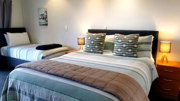 标准开间, 无烟房, 简易厨房 | 高档床上用品、特色装修、特色家居、遮光窗帘