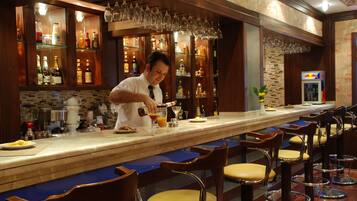 Bar (in der Unterkunft)