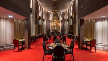 Daily buffet breakfast (EUR 25 per person)