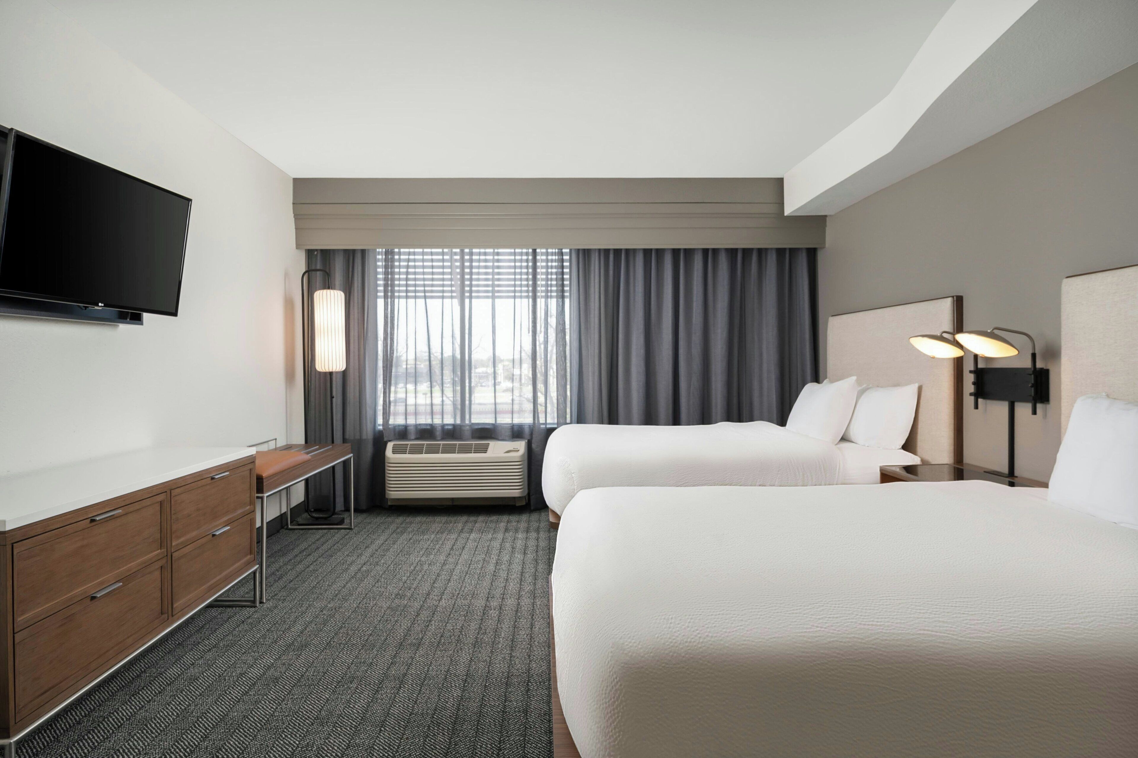 Room, Multiple Beds