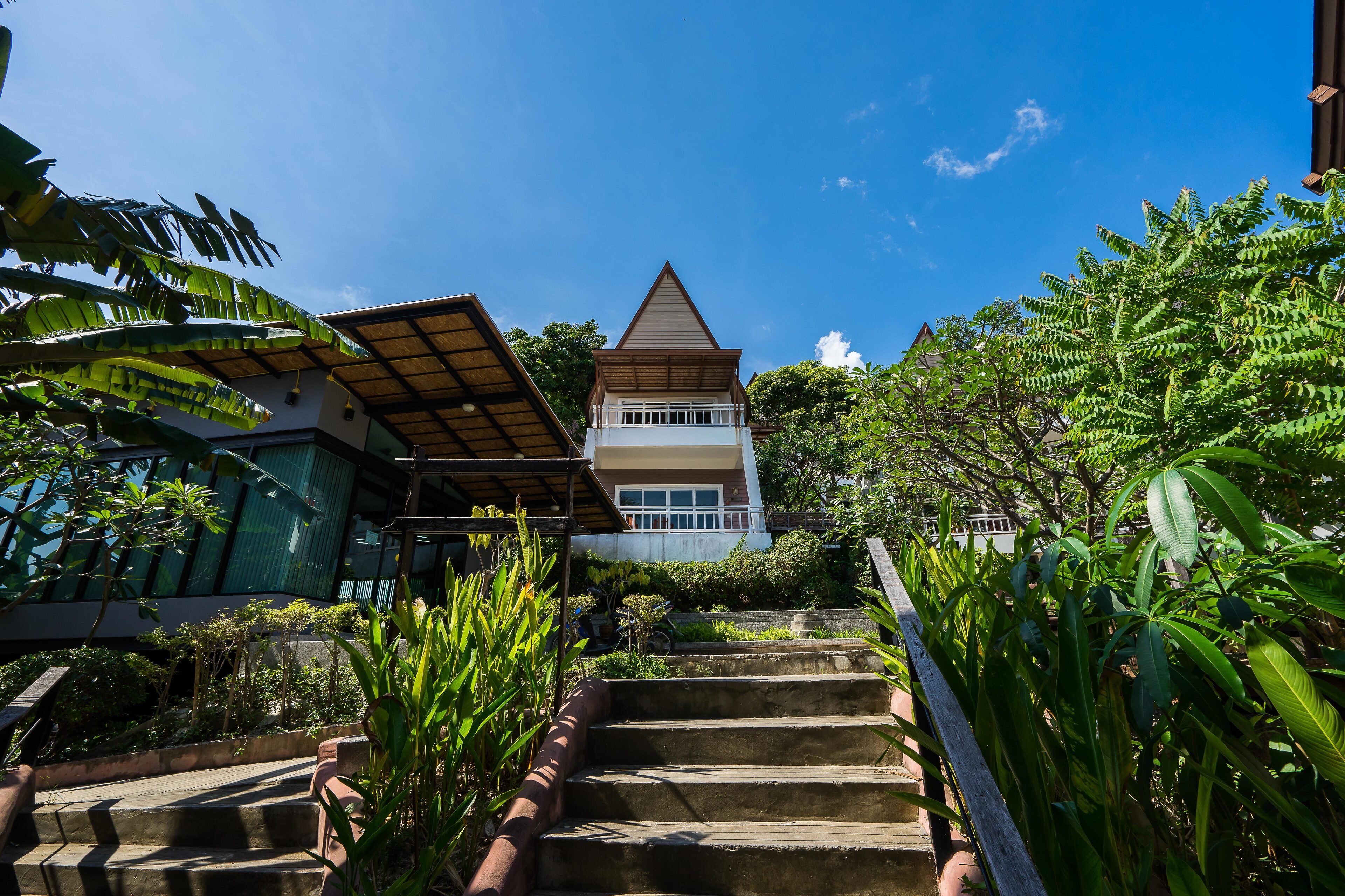 the cliff bungalow | 1 bedroom, select comfort beds, minibar, in-room safe