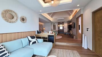 Family Suite Beachfront Pool Villa | Select Comfort beds, minibar, in-room safe, desk