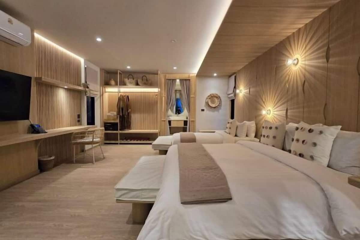 Select Comfort beds, minibar, in-room safe, desk