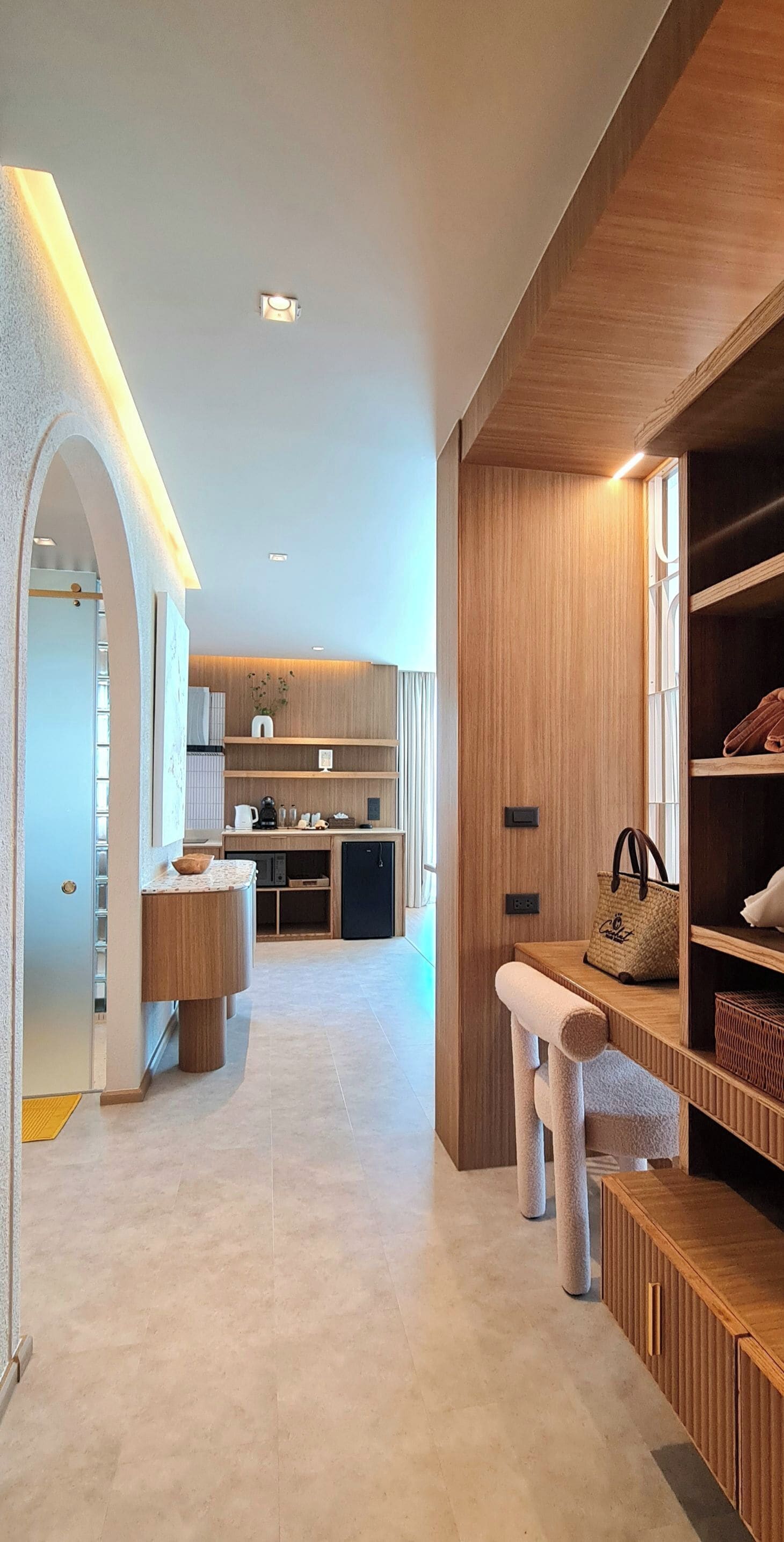 honeymoon ocean front pool suite | bathroom | free toiletries, hair dryer, bathrobes, slippers