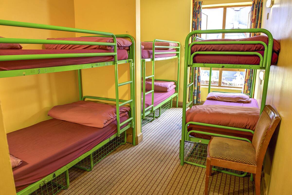 Bed in 6 Bed Shared Dorm | WiFi (free)