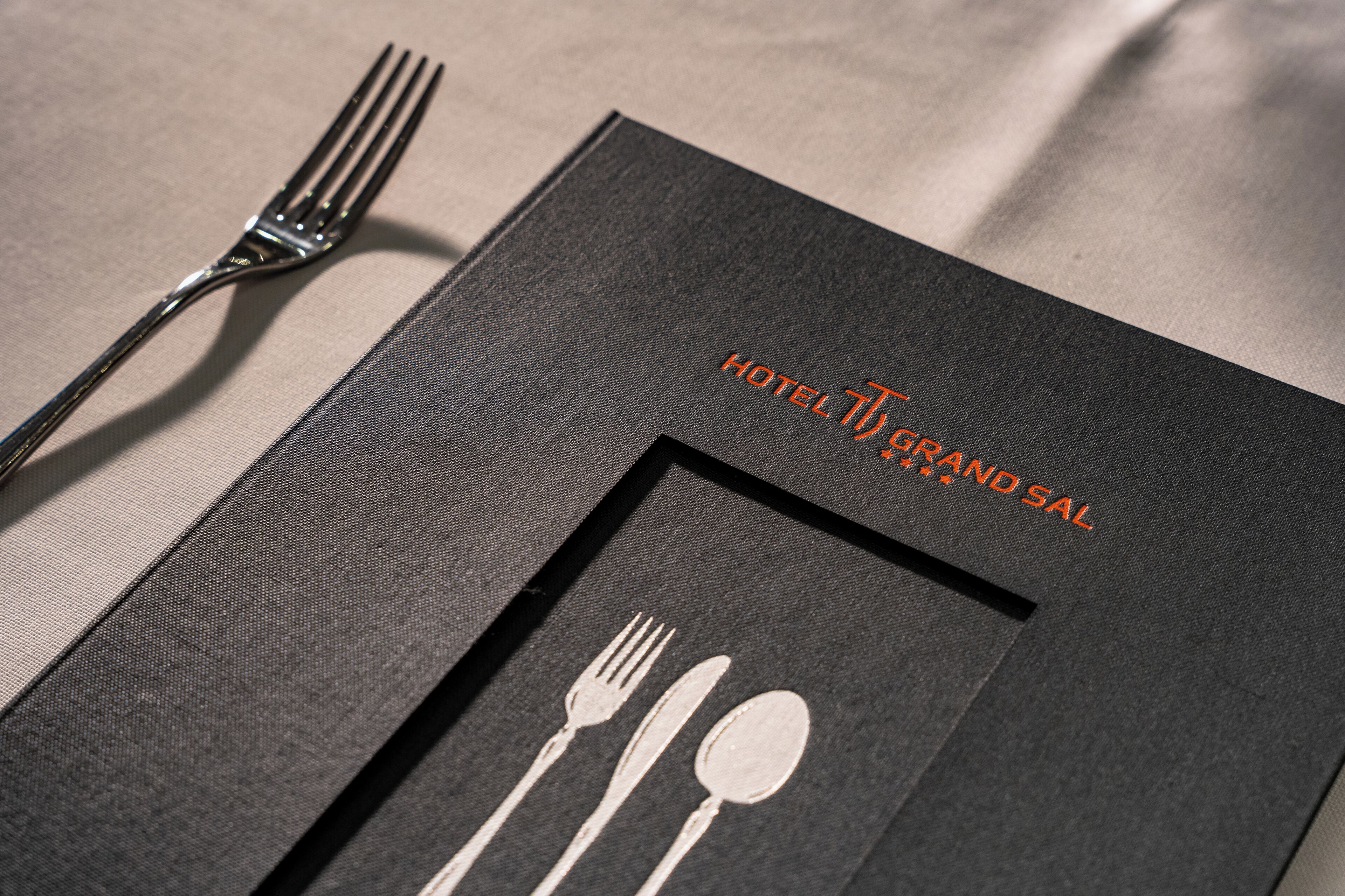 breakfast, lunch, dinner served; polish cuisine, garden views