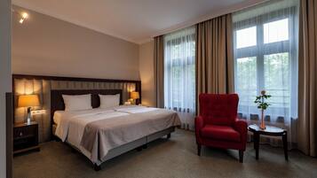 Ropa de cama hipoalergénica y minibar