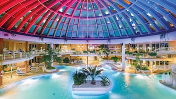 Exercise/lap pool