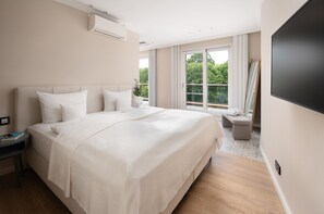 Loft | Peralatan tempat tidur premium, bar mini, peti besi dalam bilik