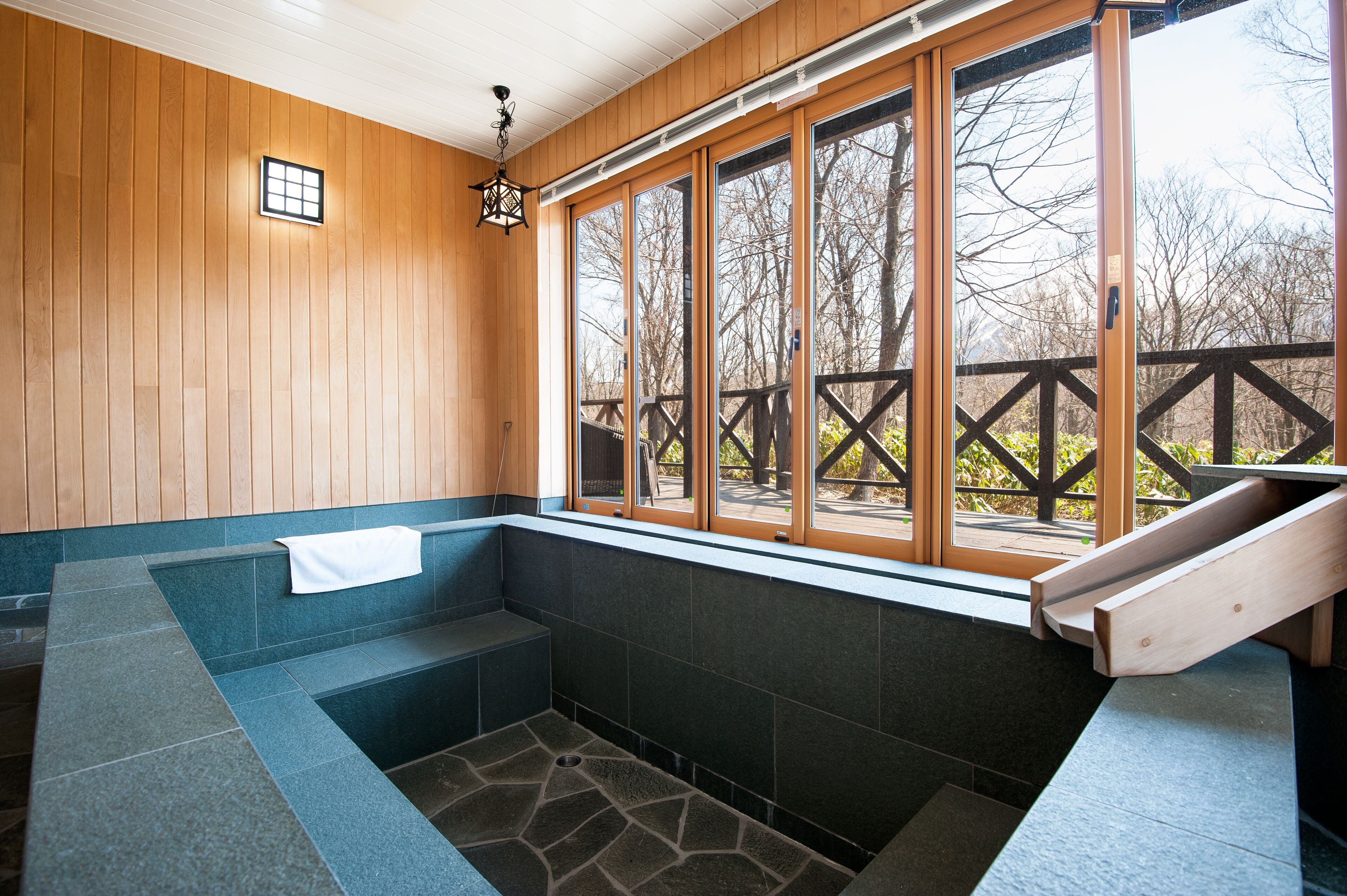 premium chalet, 5 bedrooms | bathroom | combined shower/bathtub, free toiletries, hair dryer, slippers