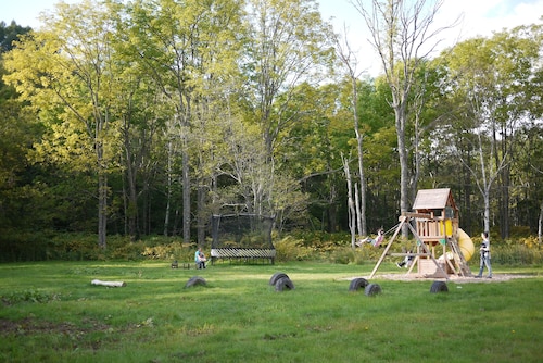 子供用の遊び場 - 屋外