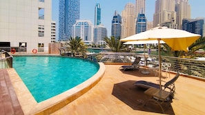 Outdoor pool - Signature Hotel Apartments & Spa (Dubai)