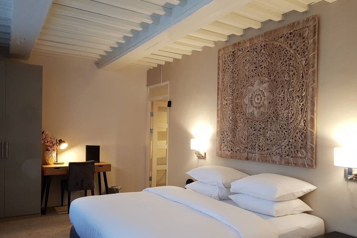 Junior Suite, 1 King Bed