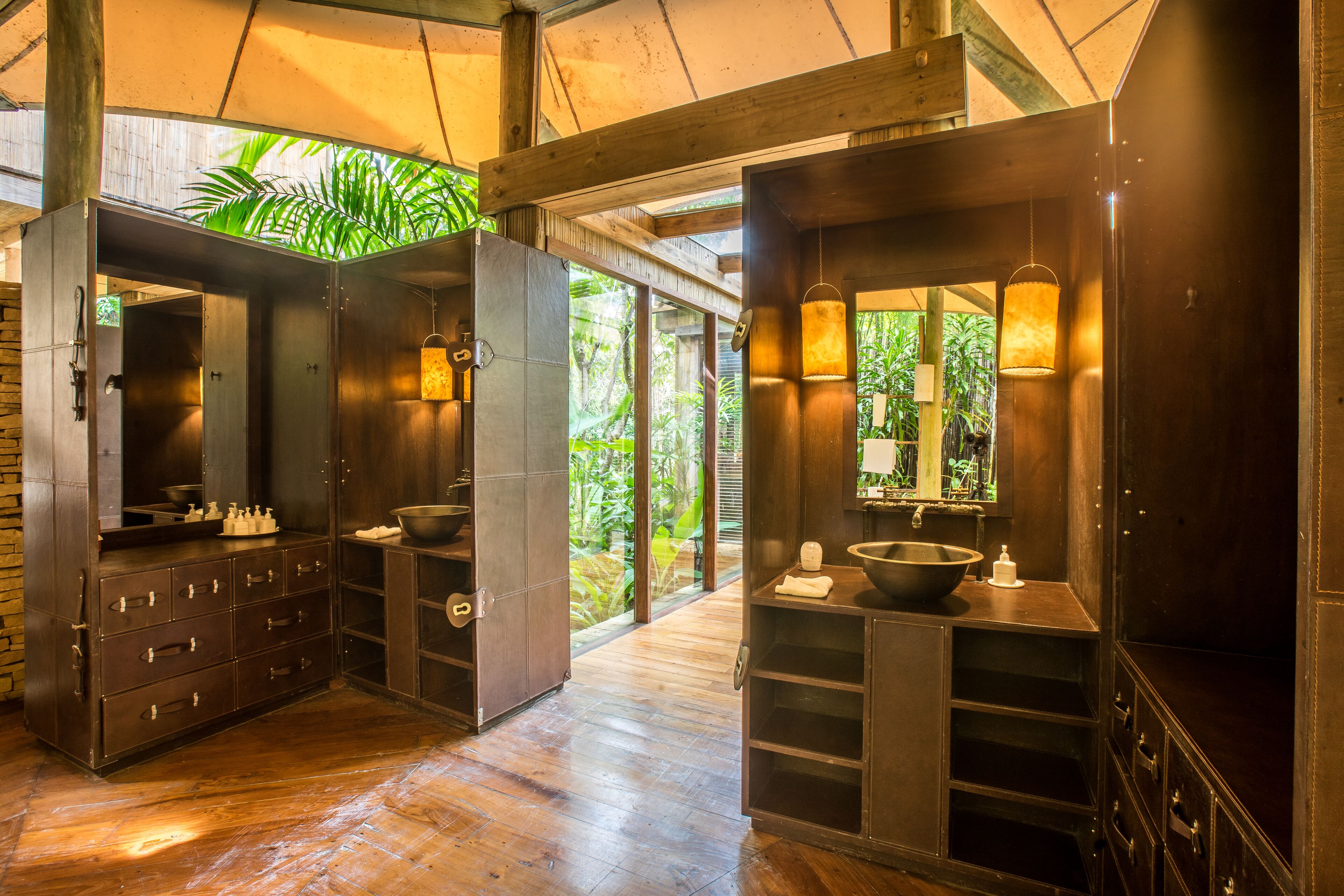 2 bedroom junior beach pool retreat | bathroom | separate bathtub and shower, rainfall showerhead, free toiletries