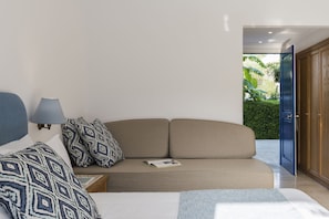 Minibar, coffres-forts dans les chambres, bureau, chambres insonorisées