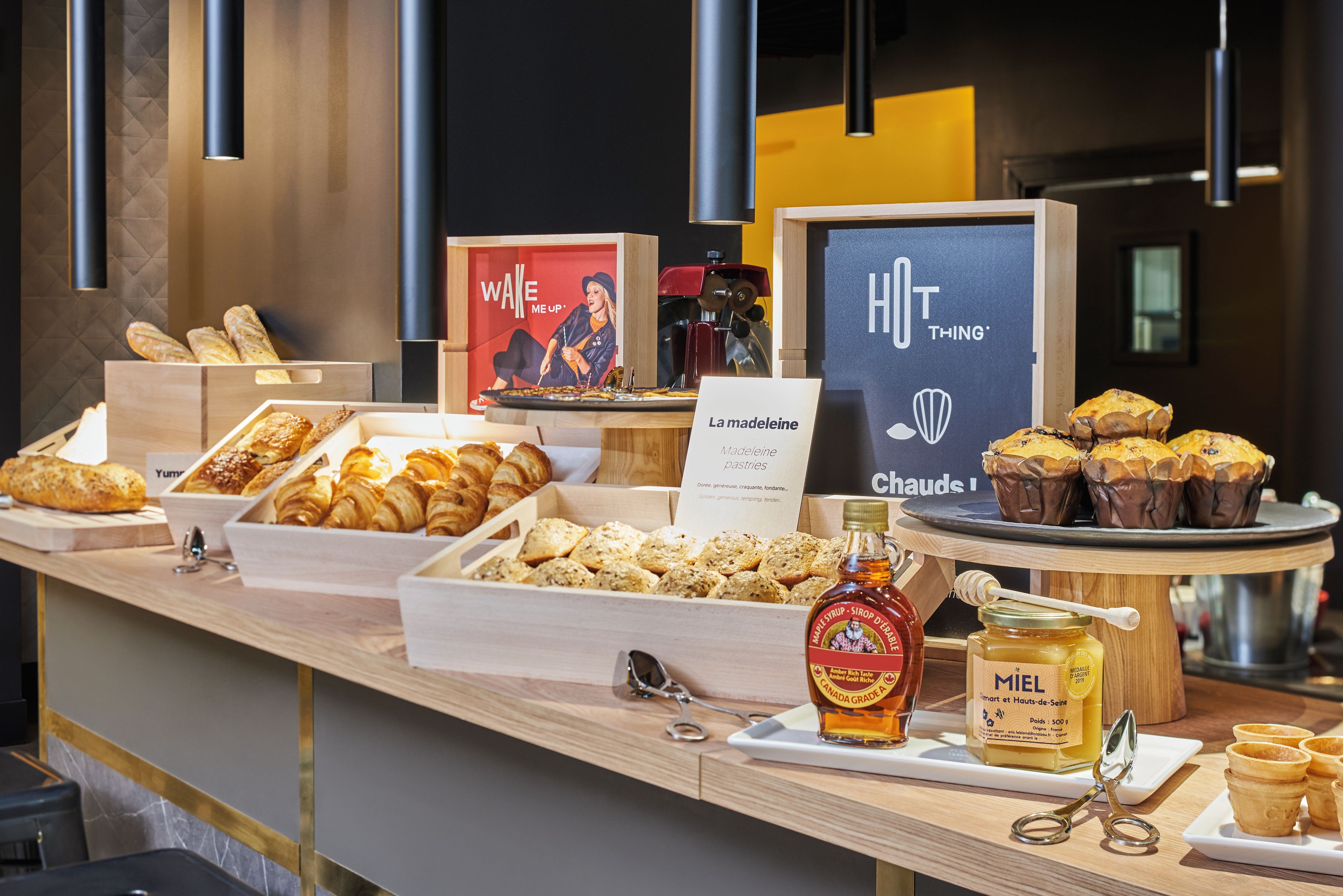 Tägliches Frühstücksbuffet gegen Gebühr