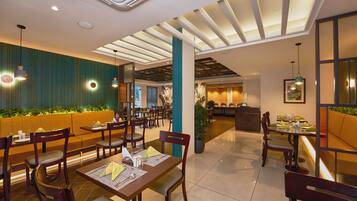 Lunch and dinner served