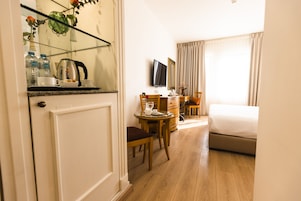 Articles gratuits dans le mini-bar, coffres-forts dans les chambres