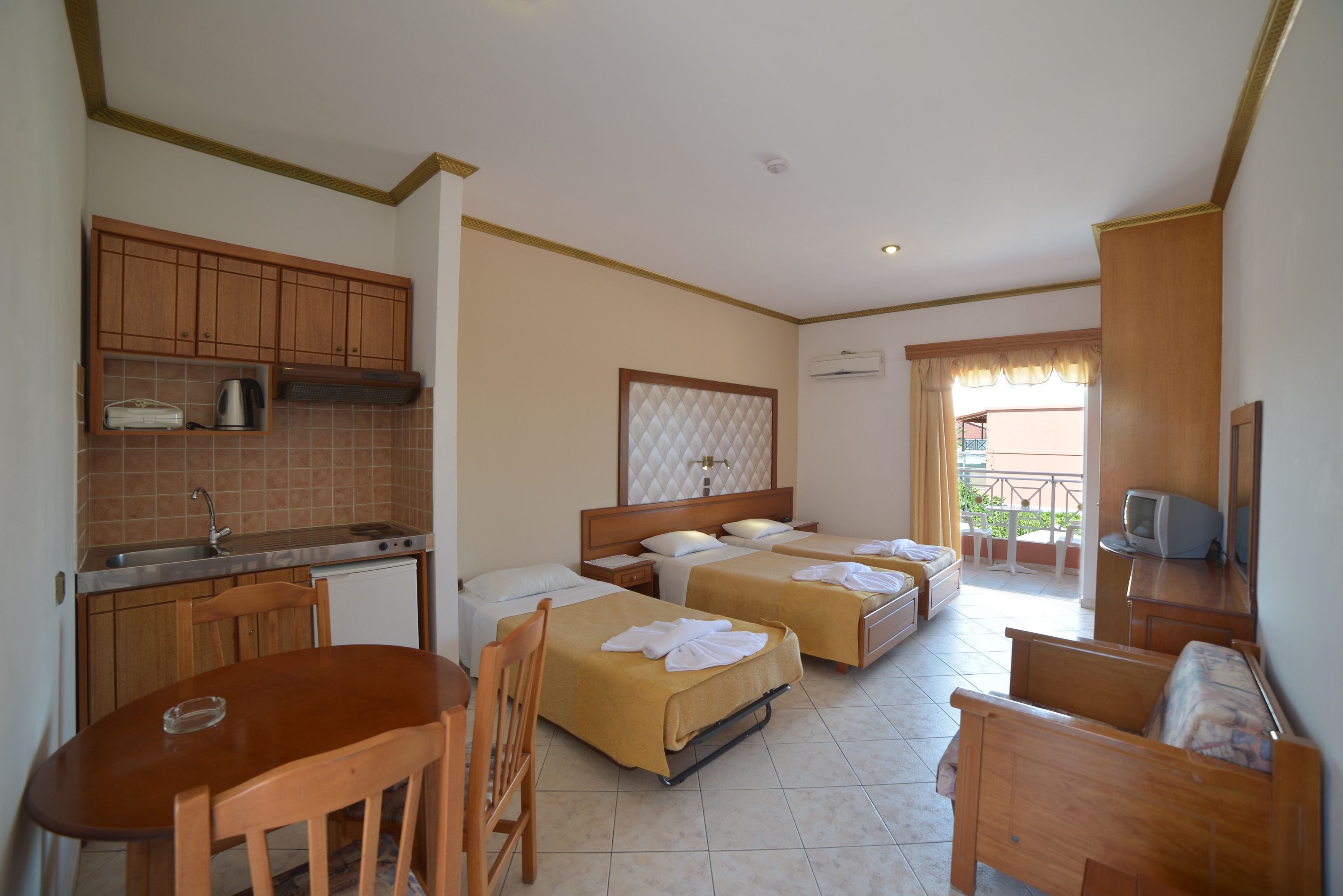 Photo - Angelina Hotel & Apartments