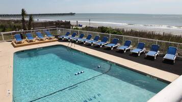 2 piscinas al aire libre