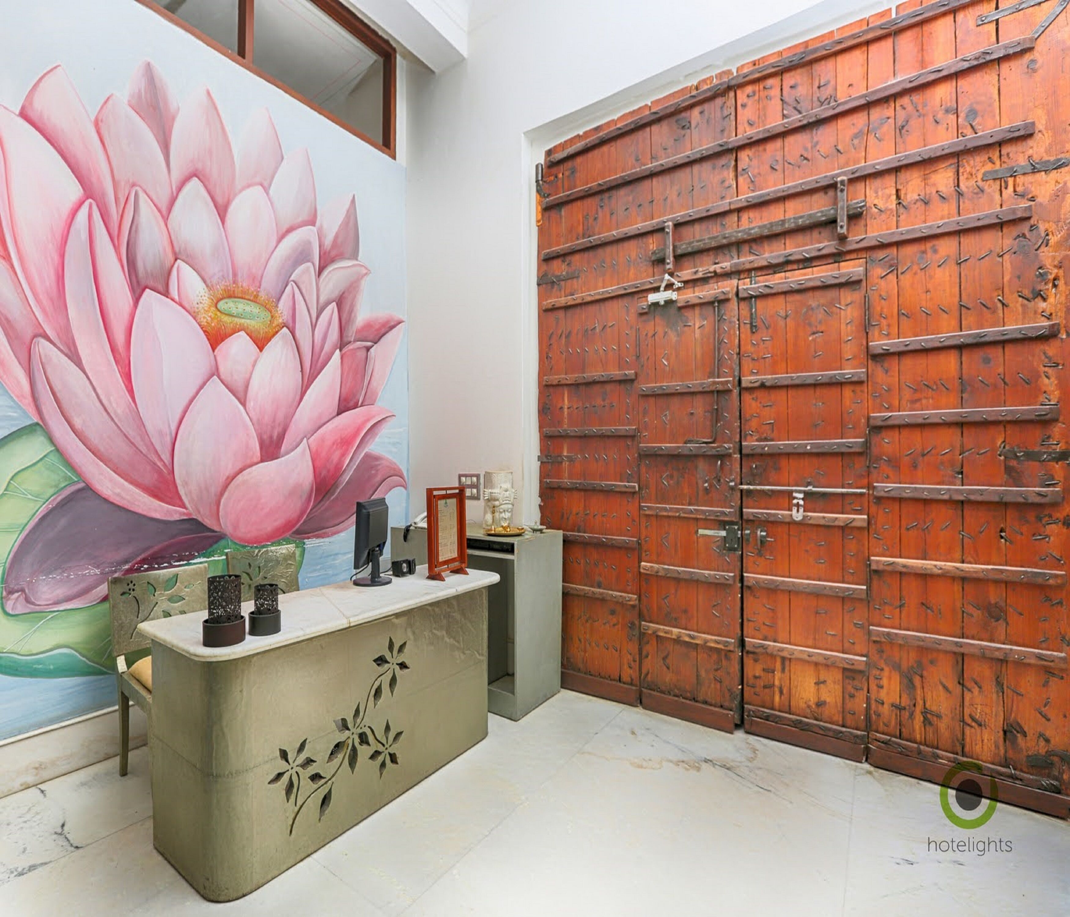 turkish bath/hammam, body treatments, reflexology, ayurvedic treatments