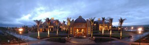 Exterior - Sibaya Lodge (Hillhead)