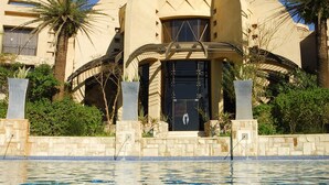 Outdoor pool - Sibaya Lodge (Hillhead)
