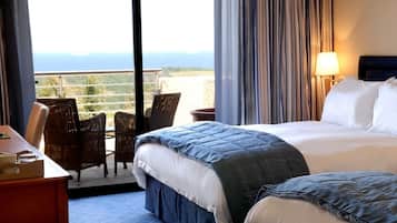 In-room safe, desk, free WiFi, bed sheets