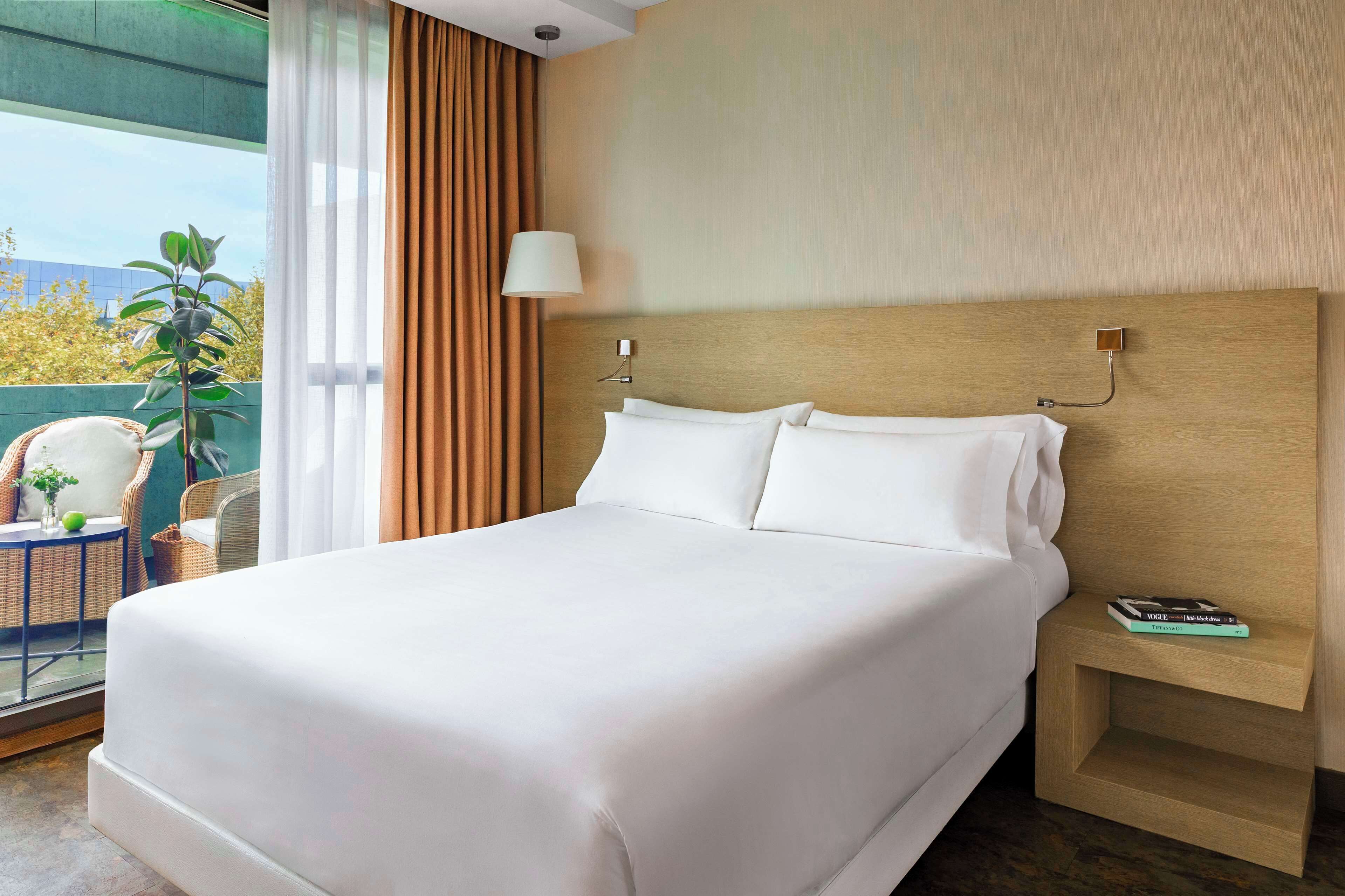 minibar, in-room safe, desk, blackout curtains