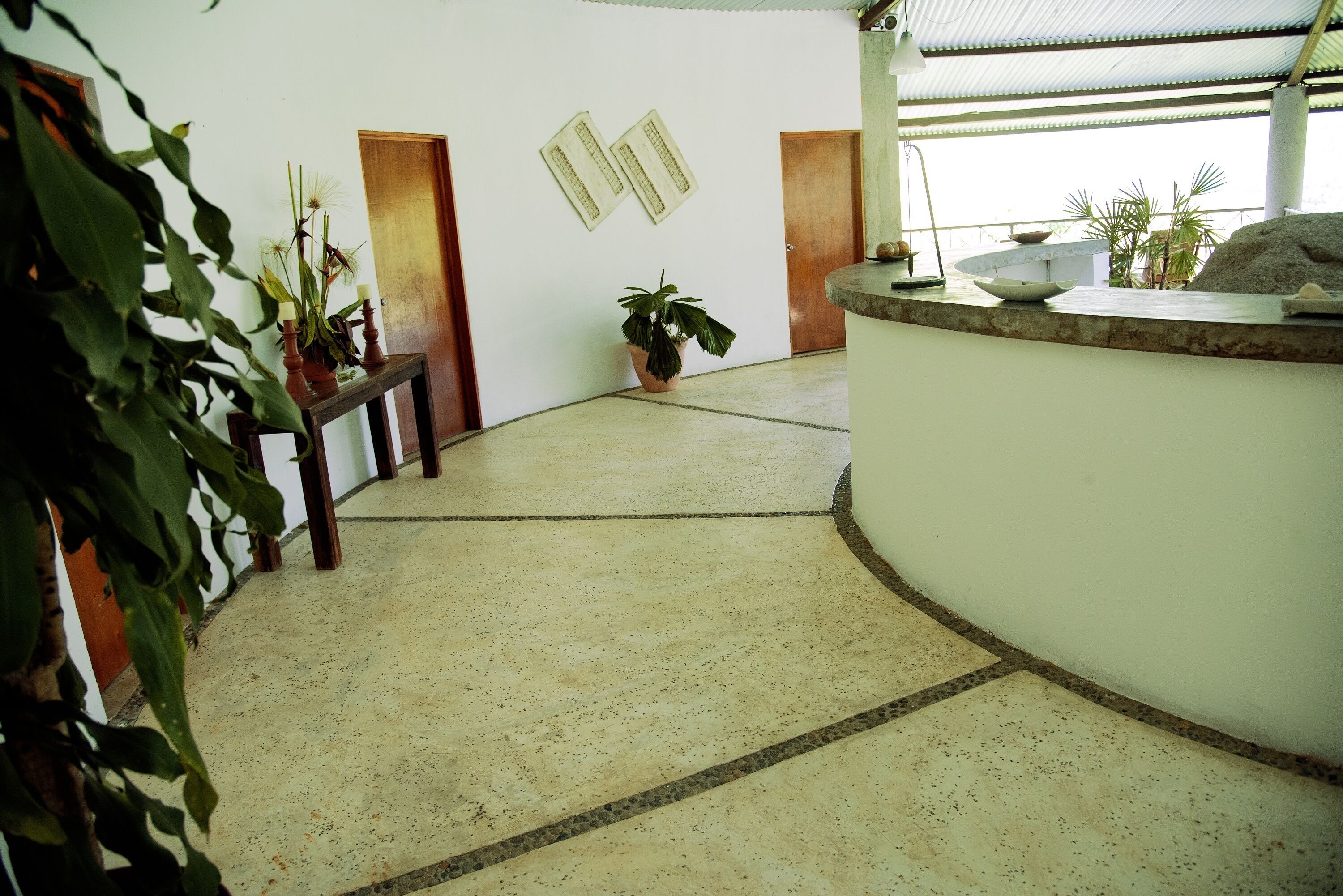 sauna, body treatments, hot stone massages, prenatal massages